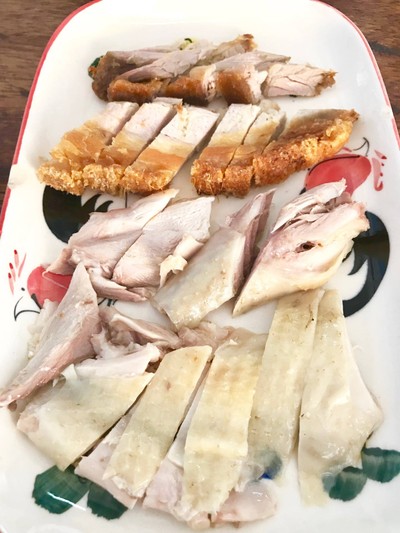 ไก่บ้าน+หมูกรอบ 80-
