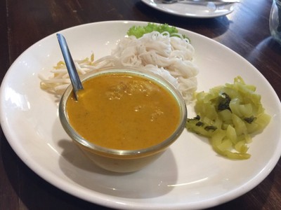 ขนมจีนน้ำยาปู Fresh rice noodle with crab curry