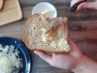 วิธีทำ Asiago Grilled Cheese และชุดอาหารเช้าสไตล์อเมริกัน สูตรมือใหม่ก็ทำได้