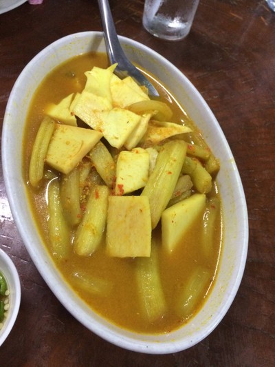 เมนูของร้าน ครัวบนเนิน (สะปำ)