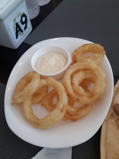 หอมทอด