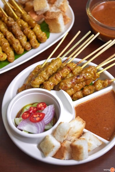 หมูสะเต๊ะอาซ้อ (MoosataeAsor) สาขาใหญ่ สะพานพระนั่งเกล้า หมูสะเต๊ะอาซ้อ (MoosataeAsor) สาขาใหญ่ สะพานพระนั่งเกล้า