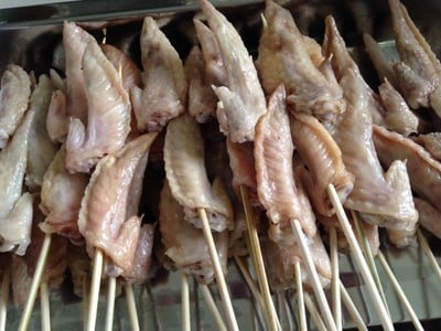 มีเส้น ก๋วยเตี๋ยวเรือ สาขากังสดาล -
