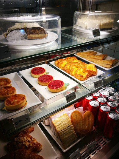 อาหาร หรือ เครื่องดื่ม