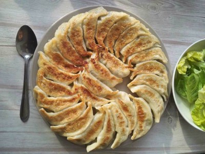 KINZA GYOZA (คินซ่า เกี๊ยวซ่า) สาทร-นราธิวาส KINZA GYOZA (คินซ่า เกี๊ยวซ่า) สาทร-นราธิวาส