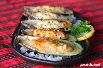 หอยแมลงภู่นิวซีแลนด์อบชีส