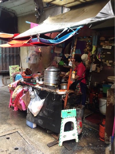 หน้าร้าน ก๋วยเตี๋ยวหลอดเจ๊เต่า