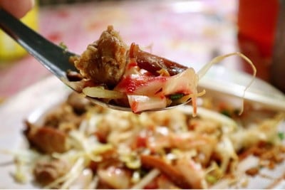 เมนูของร้าน ก๋วยเตี๋ยวหลอดเจ๊เต่า