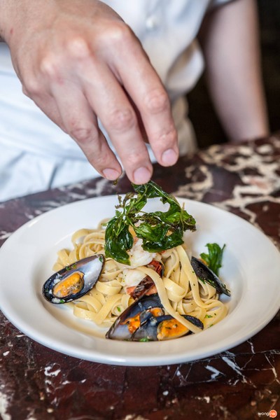 Flavors โรงแรมเรเนซองซ์ กรุงเทพฯ ราชประสงค์