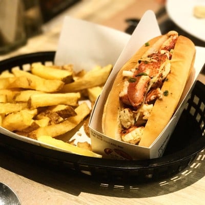 เมนูของร้าน Crab and Claw The EmQuartier
