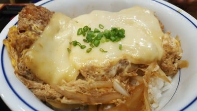 ไก่ทงคัตสึราดชีส