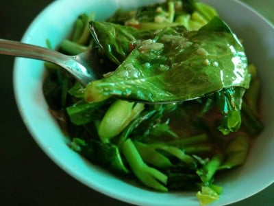 วิธีทำ ผัดคะน้า ไฟแดง