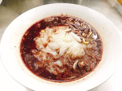 แม่ค้าทานเองค่ะ จานนี้