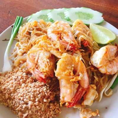 ผัดไทยกุ้งสด