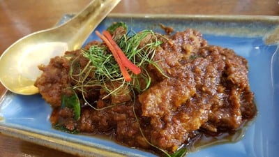 เมนูของร้าน Thai Niyom Cuisine