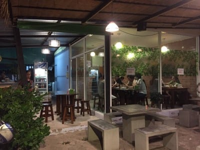 บรรยากาศ ที่ทำการไก่ทอดยกเล้า