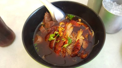 เส้นหมี่เป็ดย่าง