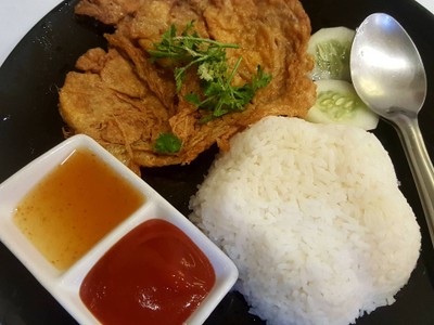 ข้าวไข่เจียว