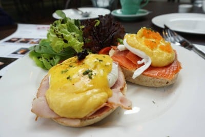 เมนูของร้าน The Hub Cafe and Eatery พระราม 9