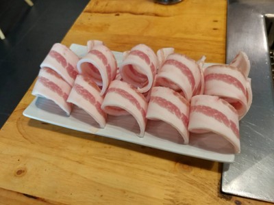 สามชั้นหมู