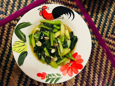 คะน้าปลาเค็ม