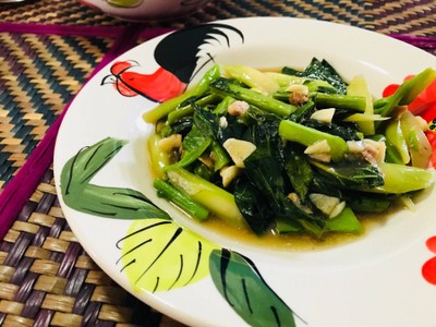 คะน้าปลาเค็ม