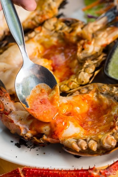 เมนูของร้าน แม่เพ็ญซีฟู๊ด ริมน้ำปิง