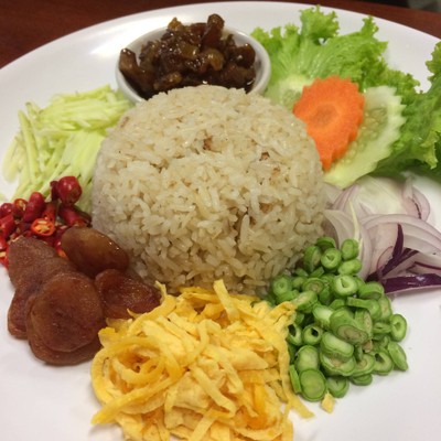 ข้าวคลุกกะปิ