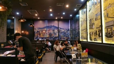 บรรยากาศ Cheese Owl Siam Square One