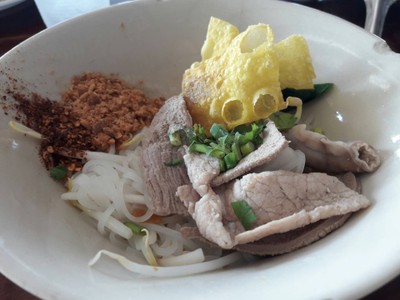 ร้านก๋วยเตี๋ยวนายเอก สาขาศูนย์เบ๊นซ์ CKW ร้านก๋วยเตี๋ยวนายเอก สาขาศูนย์เบ๊นซ์ CKW