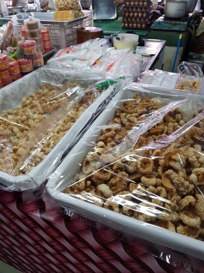 อาหาร หรือ เครื่องดื่ม