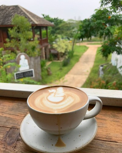 ลาเต้ร้อน