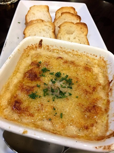 Crab Au Gratin .