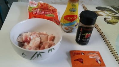 วิธีทำ ไก่ทอดกรอบซอสพริก วิธีทำ ไก่ทอดกรอบซอสพริก