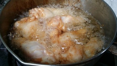 วิธีทำ ไก่ทอดกรอบซอสพริก วิธีทำ ไก่ทอดกรอบซอสพริก