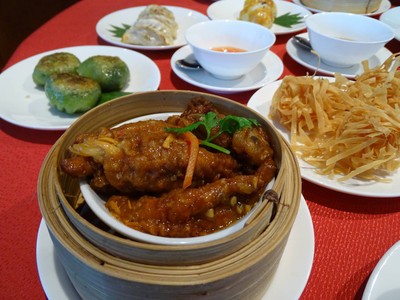 ขาไก่นึ่ง ซอส Xo