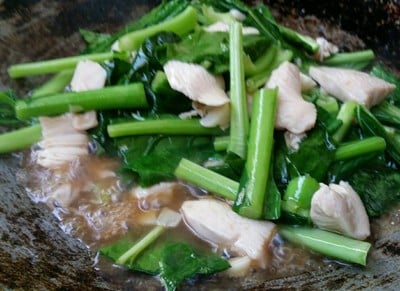 วิธีทำ ผัดคะน้าไก่ วิธีทำ ผัดคะน้าไก่