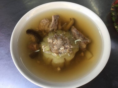 แกงจืดมะระไส้หมูสับ