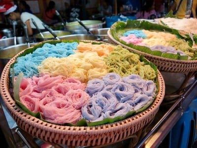 เมนูของร้าน ขนมจีนป้าอ้อย ตลาดศาลเจ้า