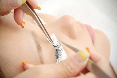 Lashury Eyelash salon บีทีเอสเอกมัย