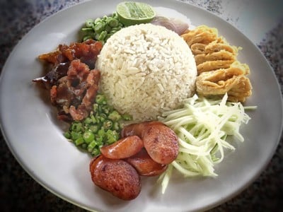ร้านอาหารอีสานกอบแก้ว ร้านอาหารอีสานกอบแก้ว