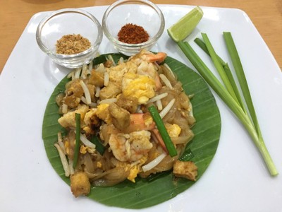 ผัดไทยกุ้งสด
