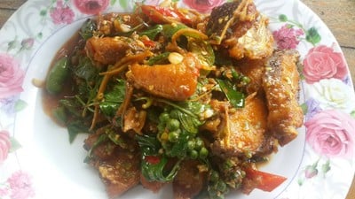 ปลากดผัดฉ่า