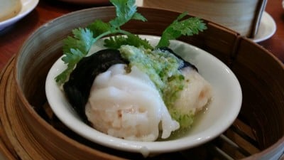 ปลาหิมะนึ่งมะนาว