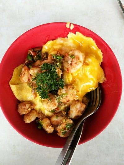 ข้าวกุ้งพริกขี้หนูไข่คน