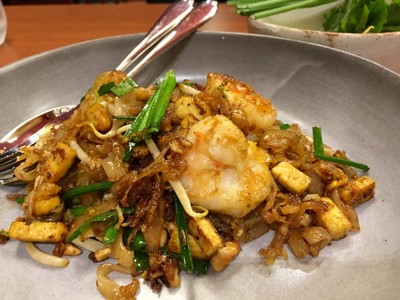 ผัดไทยกุ้งสด