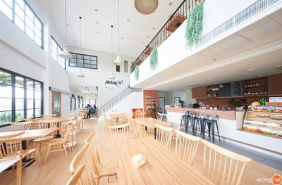 NATEE Cafe & Restaurant