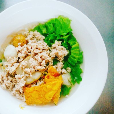 เกี้ยมอี๋น้ำ พิเศษหมูสับ