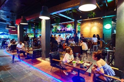 บรรยากาศ Tiger is Coming Beer & Eatery