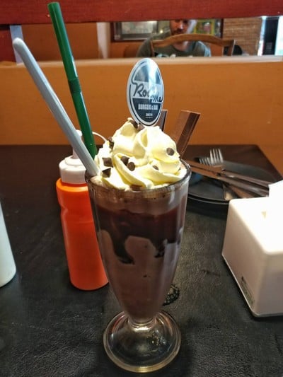 CHOCOLATE MILKSHAKE